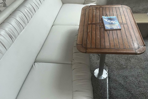 33ft Sea Ray Yacht For Sale