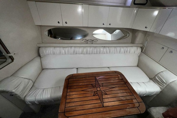 33ft Sea Ray Yacht For Sale