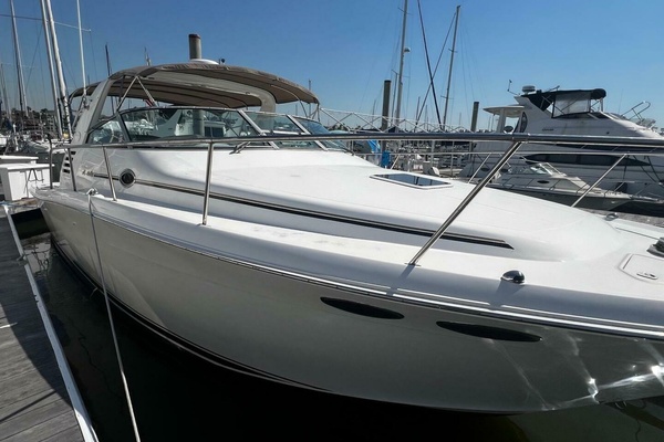 33ft Sea Ray Yacht For Sale