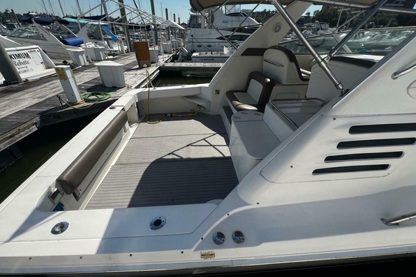 33ft Sea Ray Yacht For Sale