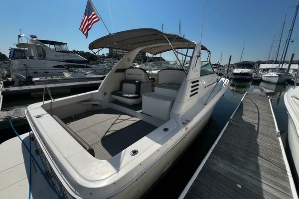 33ft Sea Ray Yacht For Sale