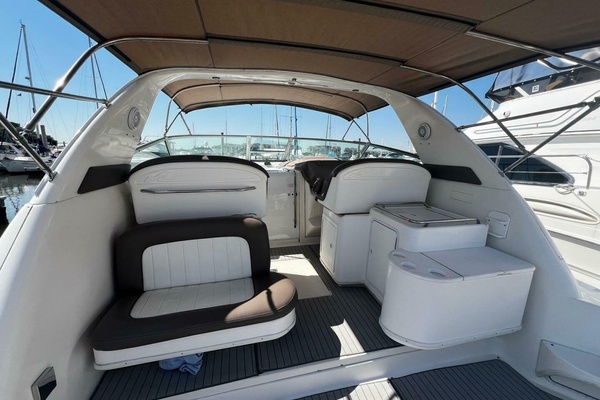 33ft Sea Ray Yacht For Sale