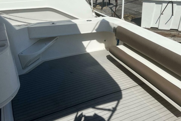 33ft Sea Ray Yacht For Sale