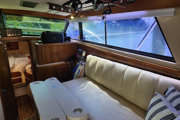 33ft Bertram Yacht For Sale