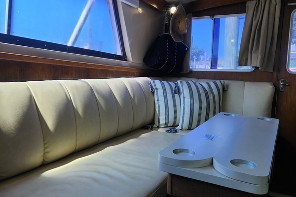 33ft Bertram Yacht For Sale
