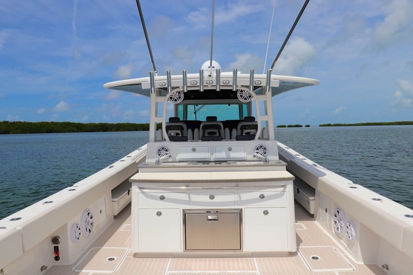 HCB 53 Suenos Yacht For Sale