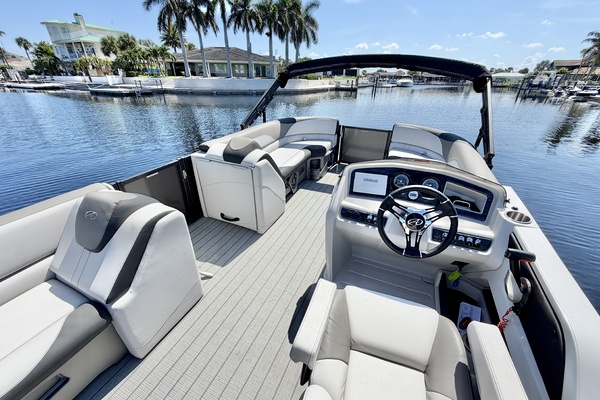 23ft Avalon Yacht For Sale