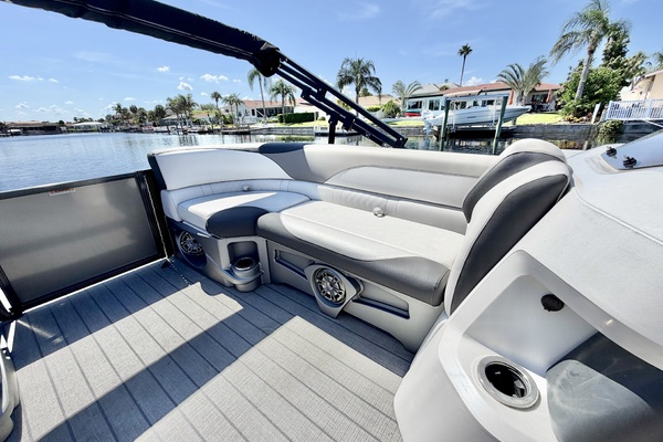 23ft Avalon Yacht For Sale