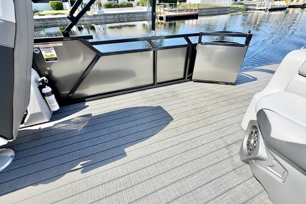 23ft Avalon Yacht For Sale