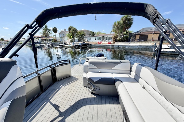 23ft Avalon Yacht For Sale