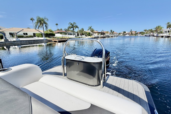 23ft Avalon Yacht For Sale