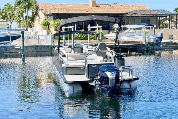 23ft Avalon Yacht For Sale