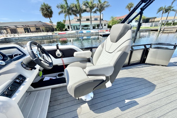23ft Avalon Yacht For Sale
