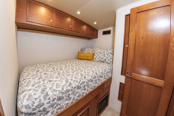 Short Rigger 61ft Custom Carolina Yacht For Sale