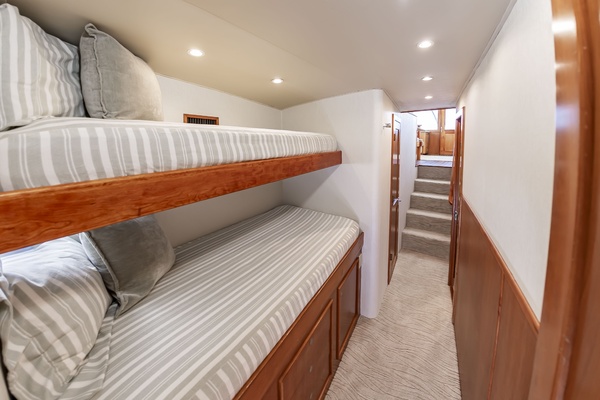 Short Rigger 61ft Custom Carolina Yacht For Sale