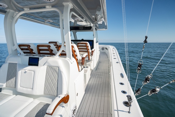 Always Somethin 43ft Freeman Yacht For Sale