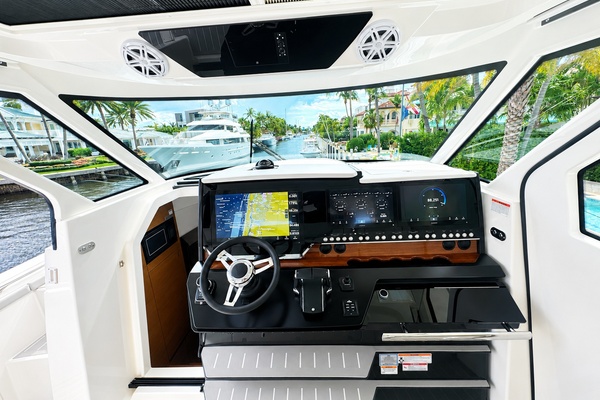48ft Tiara Yachts Yacht For Sale