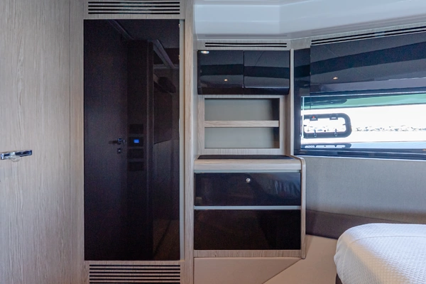 Azimut Atlantis 51 Yacht For Sale