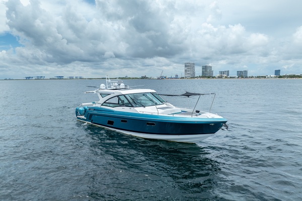 43ft Formula Yacht For Sale