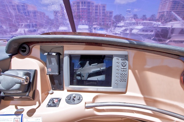 All Hanz on Deck II 46ft Carver Yacht For Sale