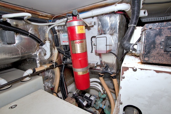 All Hanz on Deck II 46ft Carver Yacht For Sale