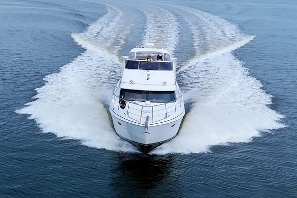 All Hanz on Deck II 46ft Carver Yacht For Sale