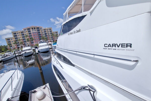 All Hanz on Deck II 46ft Carver Yacht For Sale