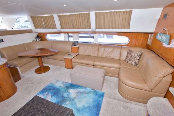 All Hanz on Deck II 46ft Carver Yacht For Sale