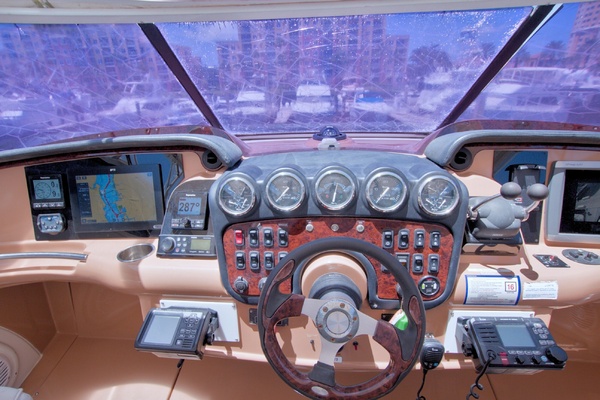All Hanz on Deck II 46ft Carver Yacht For Sale