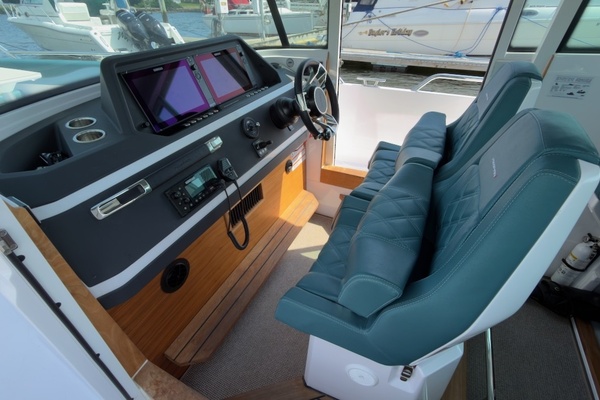 RELENTLESS 28ft Axopar Yacht For Sale