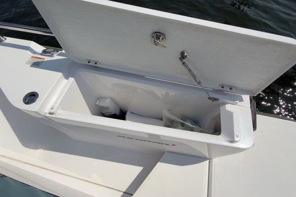 RELENTLESS 28ft Axopar Yacht For Sale