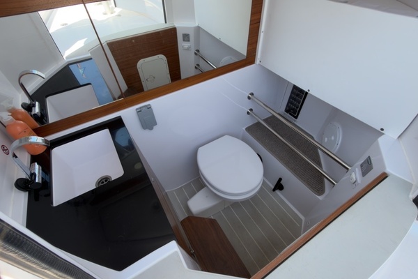 RELENTLESS 28ft Axopar Yacht For Sale