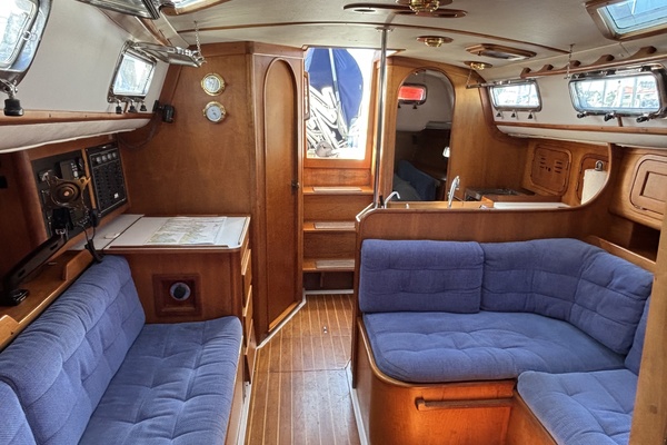 Eclipse 35ft Freedom Yacht For Sale