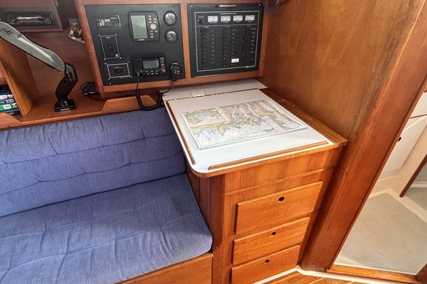 Eclipse 35ft Freedom Yacht For Sale