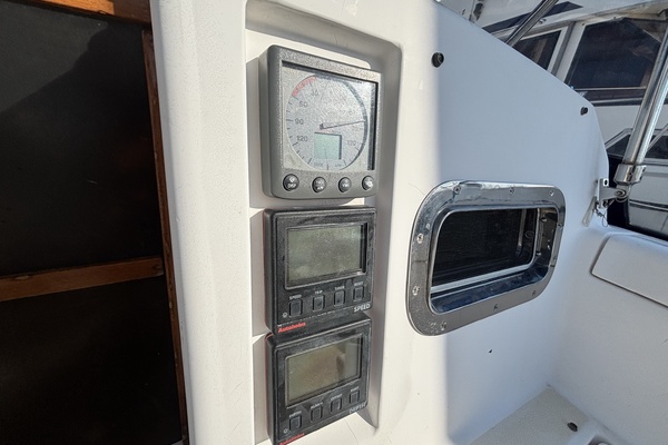 Eclipse 35ft Freedom Yacht For Sale