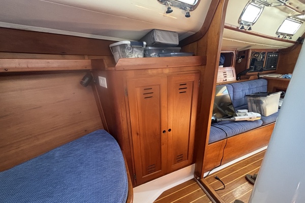 Eclipse 35ft Freedom Yacht For Sale