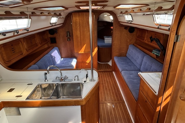 Eclipse 35ft Freedom Yacht For Sale