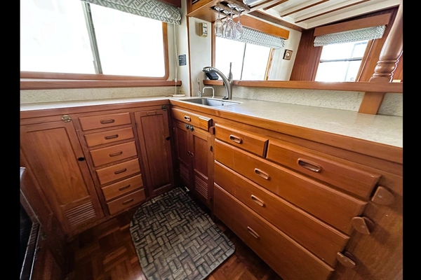 Kadey-Krogen 48 Whaleback Yacht For Sale