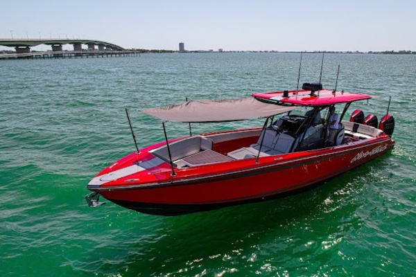 2022Nor Tech 39 ft 390 Sport   In The Red
