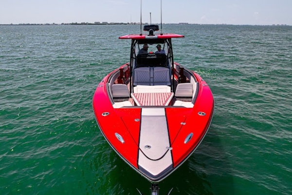 2022Nor Tech 39 ft 390 Sport   In The Red