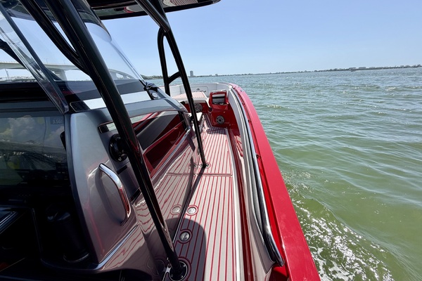 2022Nor Tech 39 ft 390 Sport   In The Red