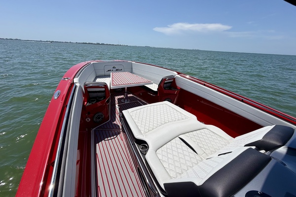 2022Nor Tech 39 ft 390 Sport   In The Red