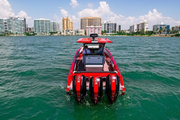 2022Nor Tech 39 ft 390 Sport   In The Red