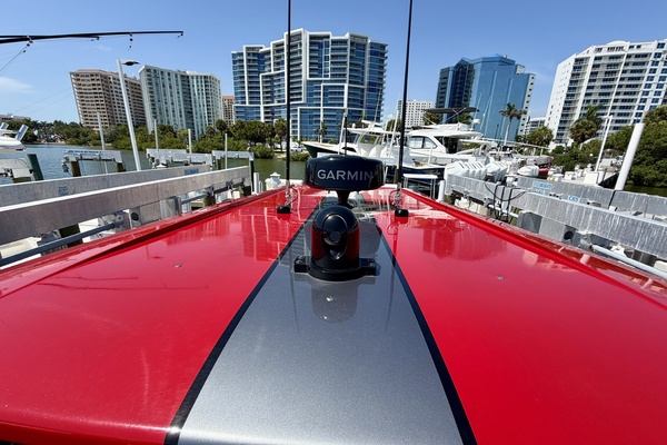 2022Nor Tech 39 ft 390 Sport   In The Red