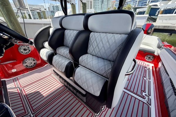 2022Nor Tech 39 ft 390 Sport   In The Red