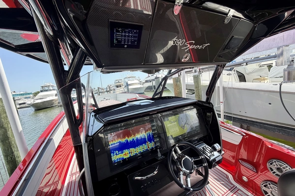 Nor-Tech 390 Sport Yacht For Sale
