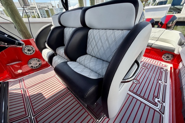 2022Nor Tech 39 ft 390 Sport   In The Red
