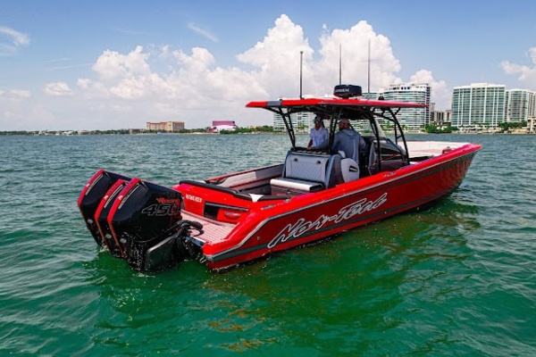 2022Nor Tech 39 ft 390 Sport   In The Red