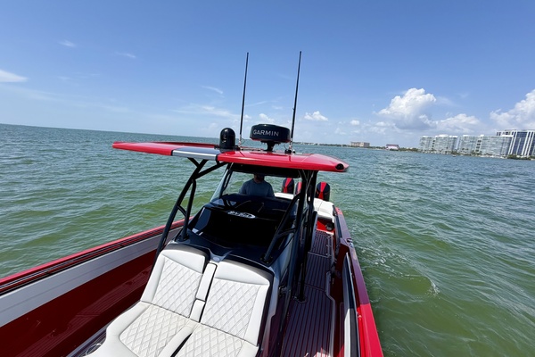 2022Nor Tech 39 ft 390 Sport   In The Red