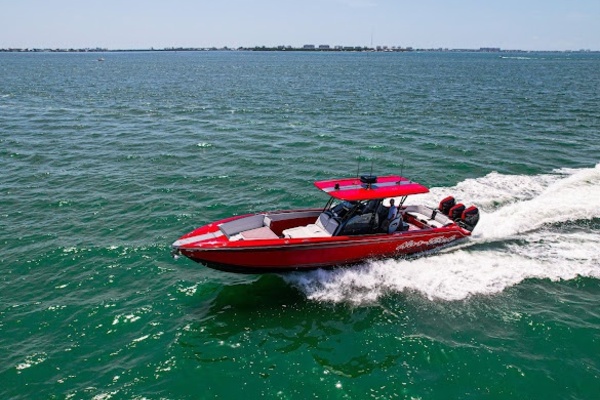 2022Nor Tech 39 ft 390 Sport   In The Red
